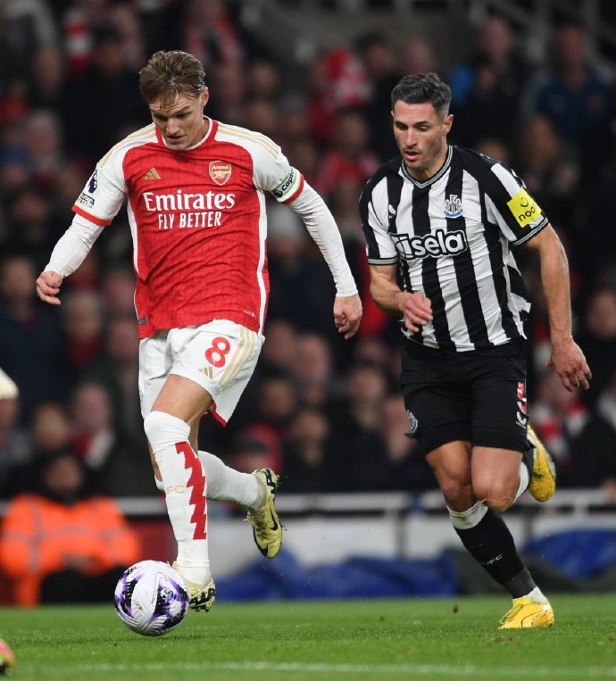 阿森纳战胜热刺