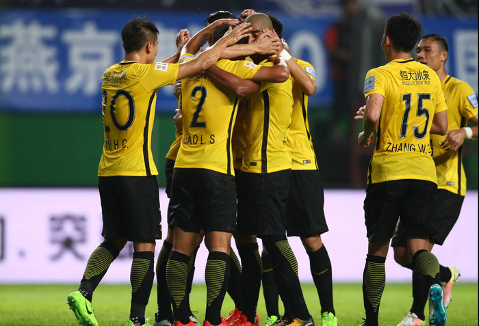 加时末段尤文图斯备战亚冠，绝杀压哨细节曝光，压力陡增，资深球员宣示担当的简单介绍